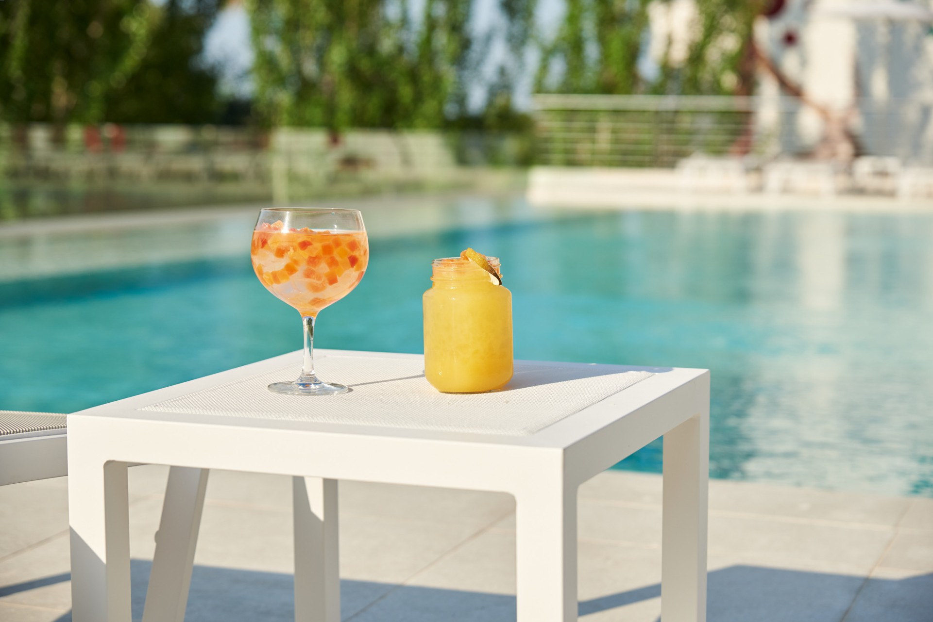 Disfruta de refrescantes cócteles con el Todo Incluido del hotel DWO Sirius